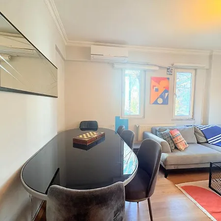 アパート Gorgeous New In Cihangir 2br, 2ac, Lift