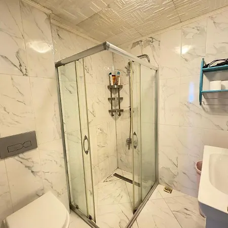Gorgeous New In Cihangir 2br, 2ac, Lift アパート イスタンブール