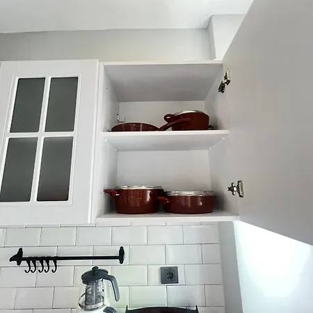 アパート Gorgeous New In Cihangir 2br, 2ac, Lift