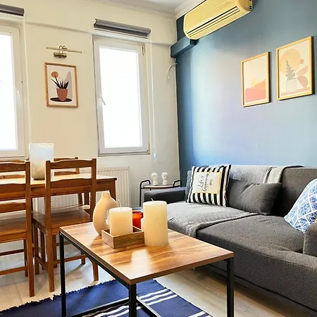 アパート Gorgeous New In Cihangir 2br, 2ac, Lift イスタンブール