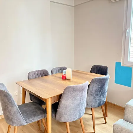Lejlighed Gorgeous New In Cihangir 2br, 2ac, Lift Istanbul