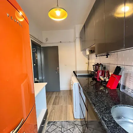 Lejlighed Gorgeous New In Cihangir 2br, 2ac, Lift Istanbul